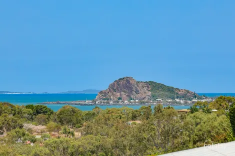 Property photo of 41 Marina Avenue Taranganba QLD 4703