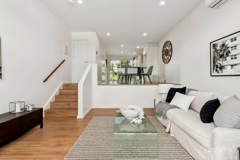 Property photo of 2/10 Ellison Harvie Close Greenway ACT 2900