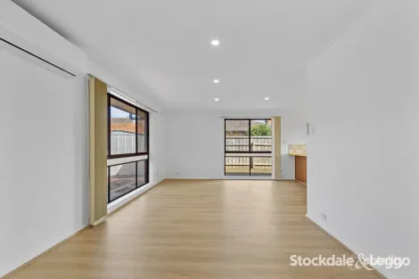 Property photo of 1/4 Park Avenue Morwell VIC 3840