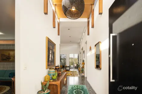 Property photo of 35 Waterfront Drive Karalee QLD 4306