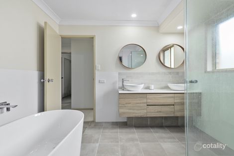 Property photo of 145 Bestmann Road East Sandstone Point QLD 4511