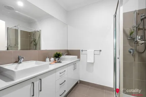 Property photo of 7 Joyce Street Point Cook VIC 3030