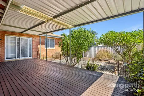Property photo of 16A Tendring Way Girrawheen WA 6064