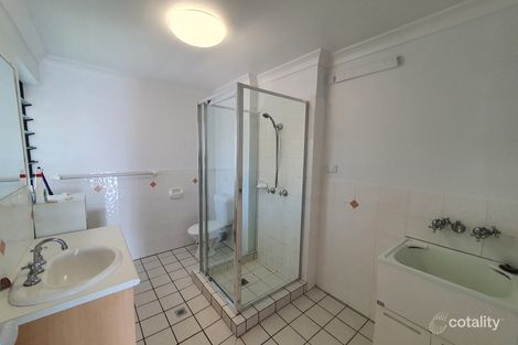 Property photo of 5/4 Oceanic Drive Mermaid Waters QLD 4218
