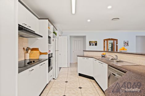 Property photo of 36 Crestwood Place Moggill QLD 4070