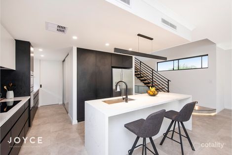 Property photo of 72A Roebuck Drive Salter Point WA 6152