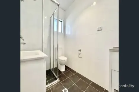 Property photo of 13 Ferdinand Place Rosemeadow NSW 2560