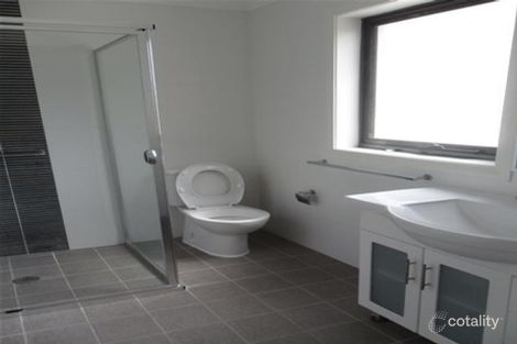 Property photo of 4 Kestrel Circuit Shortland NSW 2307