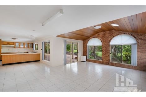 Property photo of 29 Ingluna Circuit Eight Mile Plains QLD 4113