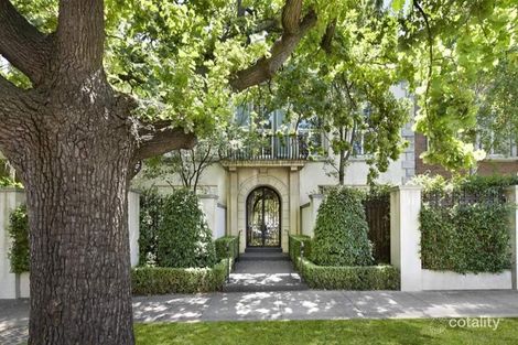4/25 Douglas St, Toorak, VIC 3142