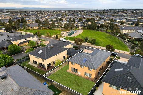 Property photo of 22 Oysterbay Chase Point Cook VIC 3030