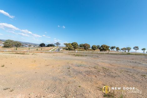 Property photo of 20 Mervyn Davis Crescent Taylor ACT 2913