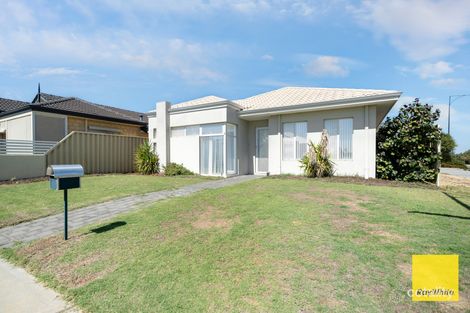 Property photo of 2 Saunton Way Ridgewood WA 6030