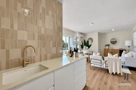 Property photo of 5/8 Mitre Street St Lucia QLD 4067