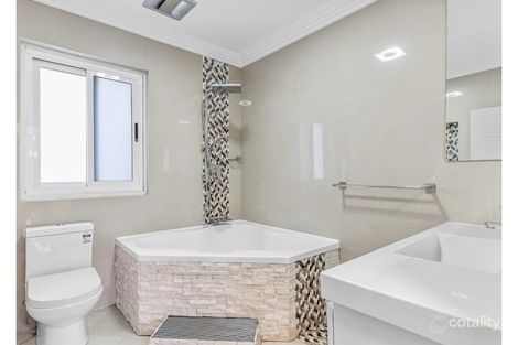 Property photo of 5/120 Chuter Avenue Ramsgate Beach NSW 2217