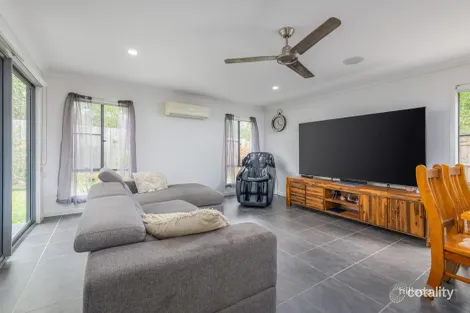 Property photo of 23/46 Seashell Avenue Coomera QLD 4209