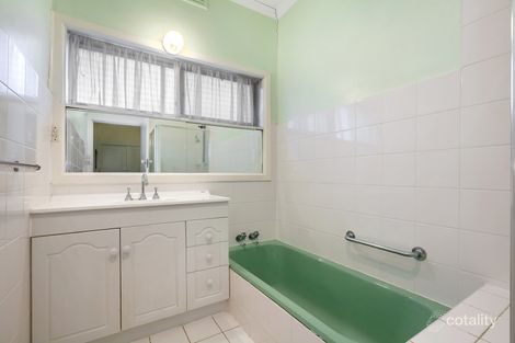 Property photo of 80 Royal Parade Reservoir VIC 3073