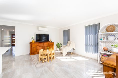 Property photo of 79 Barr Promenade Thornton NSW 2322
