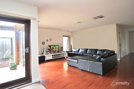 Property photo of 13 Falabela Road Clyde North VIC 3978