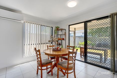 Property photo of 18/1 Emerald Place Bridgeman Downs QLD 4035
