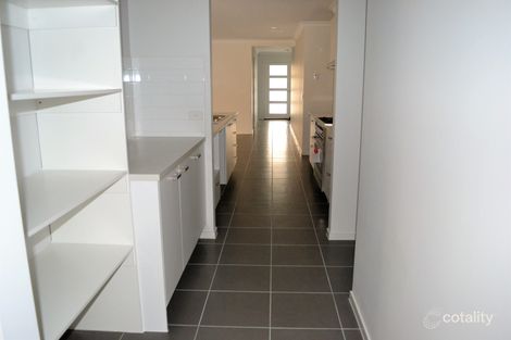 Property photo of 13 Firewheel Road Officer VIC 3809