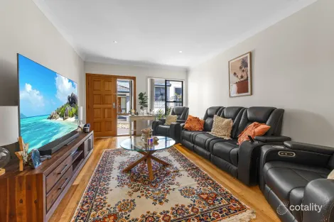 Property photo of 2/11-15 Anzac Road Long Jetty NSW 2261