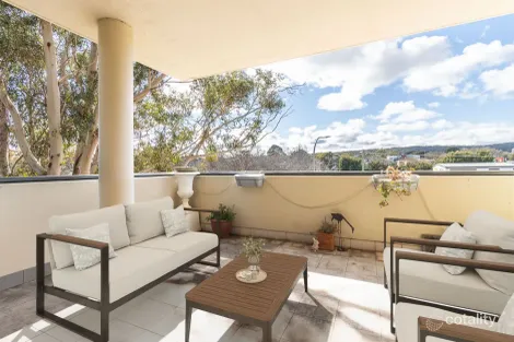 Property photo of 10/12 Waniassa Street Queanbeyan East NSW 2620
