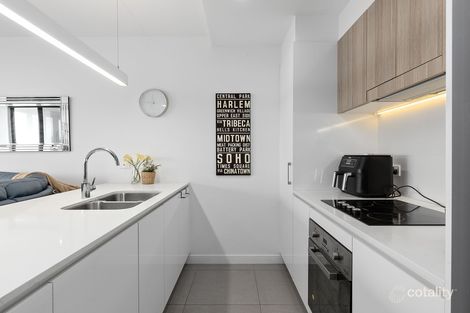 Property photo of 501/18 Mermaid Street Chermside QLD 4032