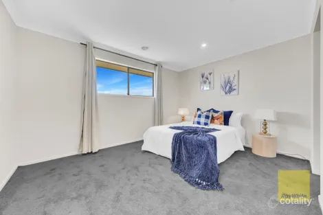 Property photo of 46 Arkins Circuit Tarneit VIC 3029