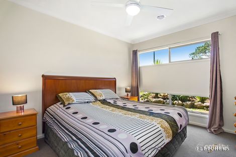 Property photo of 18 Travertine Crescent Doreen VIC 3754