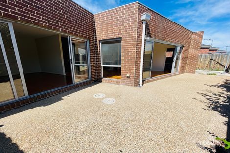 2/41 Darebin Dr, Thomastown, VIC 3074