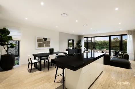 Property photo of 18 Concourse Drive Mermaid Waters QLD 4218