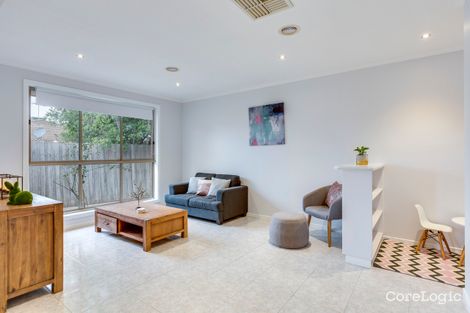 Property photo of 2 Penshurst Court Hillside VIC 3037