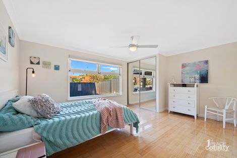 Property photo of 17 Armstrong Street Halls Head WA 6210