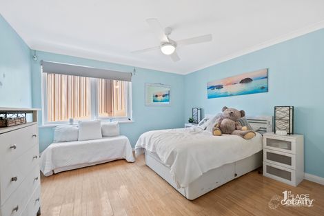Property photo of 17 Armstrong Street Halls Head WA 6210