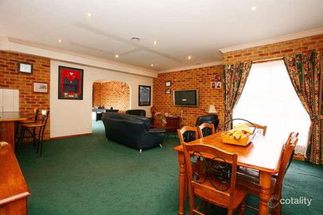 Property photo of 12 Shamrock Close Narre Warren South VIC 3805
