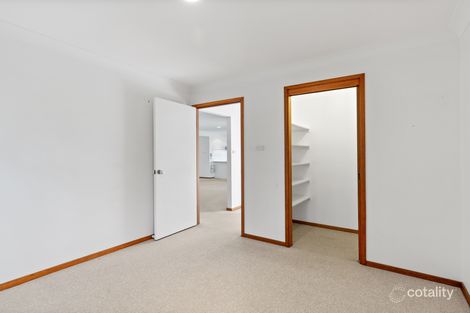 Property photo of 6 Sunnyhills Terrace Berkeley Vale NSW 2261