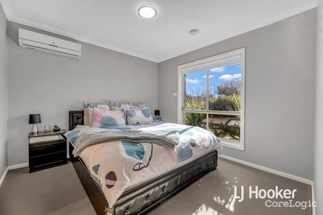 Property photo of 4 Lotus Place Brookfield VIC 3338