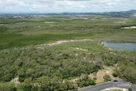 Property photo of 98 Pacific Drive Blacks Beach QLD 4740
