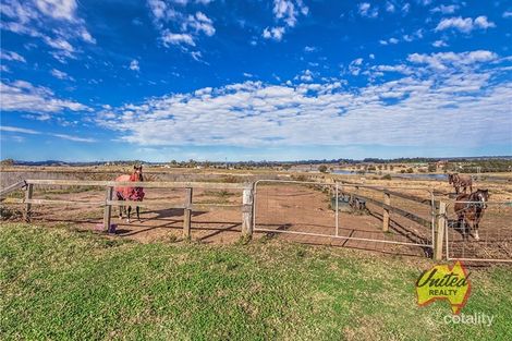 100 Hardwicke St, The Oaks, NSW 2570