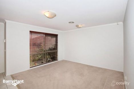 Property photo of 71 Bowral Loop Craigieburn VIC 3064
