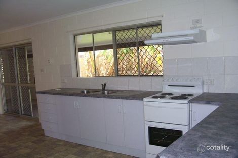 Property photo of 13 Cameron Close Smithfield QLD 4878