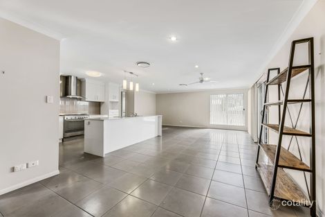 Property photo of 15 Manooka Crescent Highfields QLD 4352