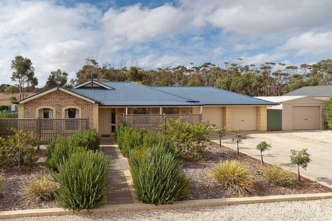 11 Strathmont Dr, Strathalbyn, SA 5255