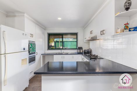 Property photo of 51 Franklin Close Wallan VIC 3756