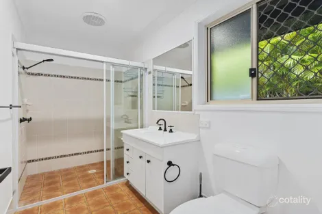 Property photo of 12 Flint Court Pacific Pines QLD 4211
