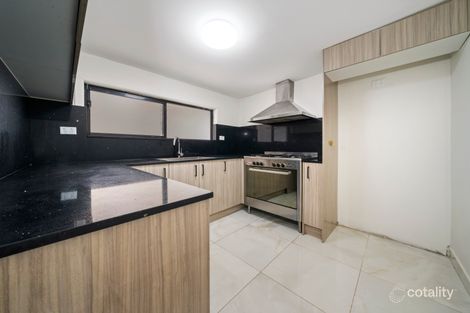 Property photo of 26 Popondetta Place Glenfield NSW 2167