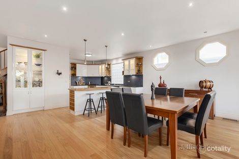 Property photo of 26 Garnet Street Essendon West VIC 3040