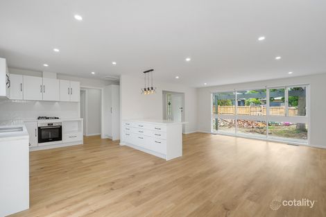 Property photo of 17 Koetong Parade Mount Eliza VIC 3930