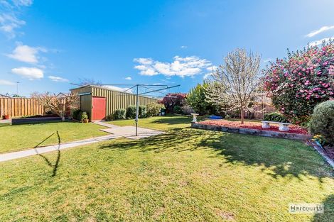 Property photo of 3 Holland Street Drouin VIC 3818